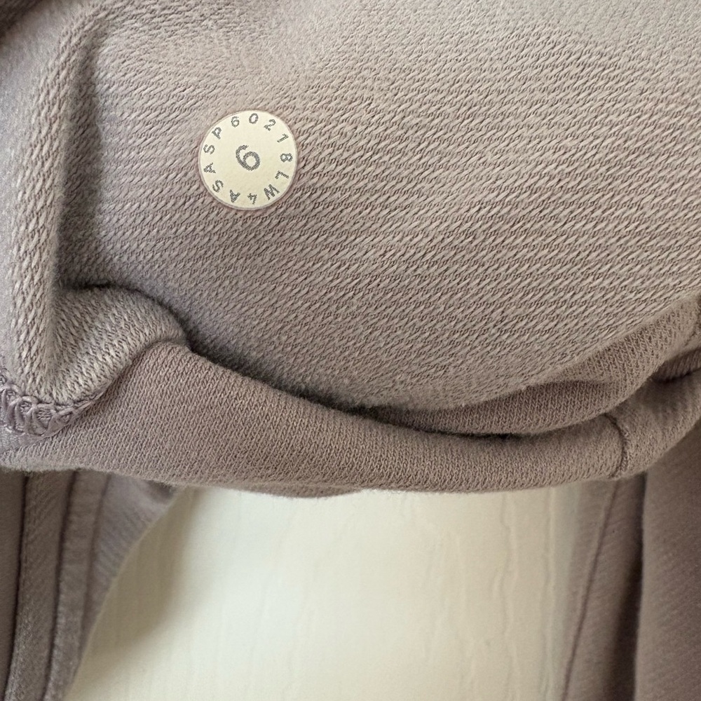 Lululemon Athletica Taupe Knit Pullover - Picture 6 of 7